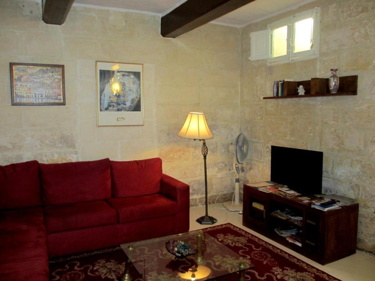 19Th Century Apartment 슬리에마 외부 사진